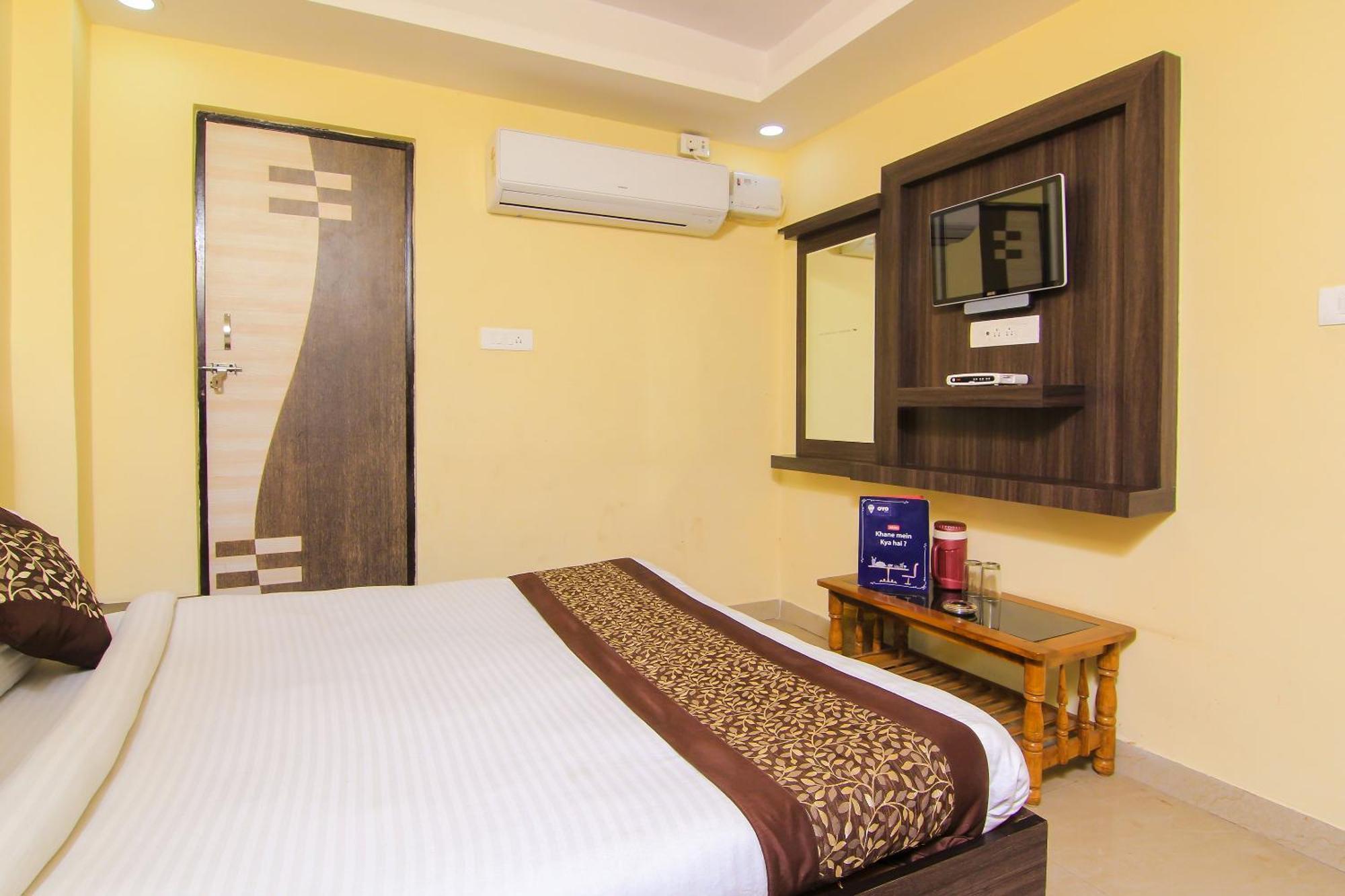 Oyo Flagship Hotel Cz Near Phoenix United Lucknow Extérieur photo